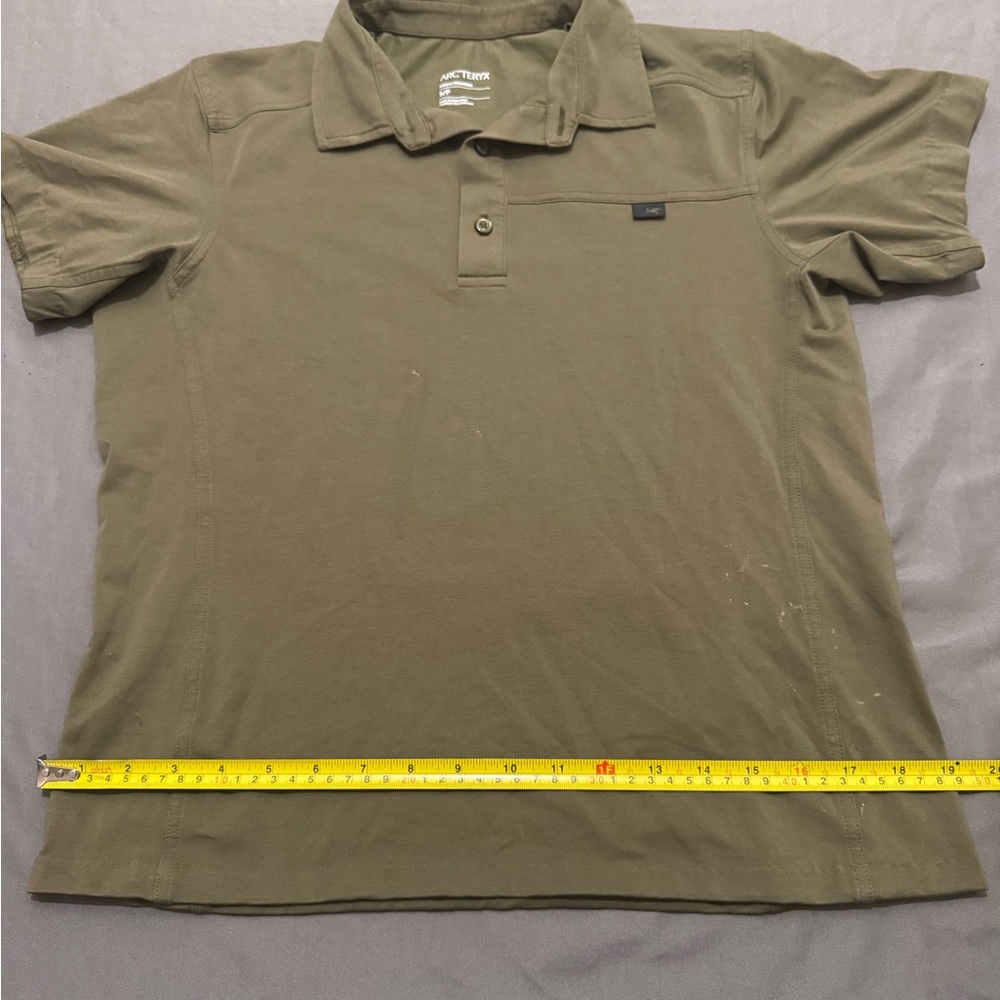 Arcteryx Men’s Polo Shirt size Small. - Picture 9 of 12
